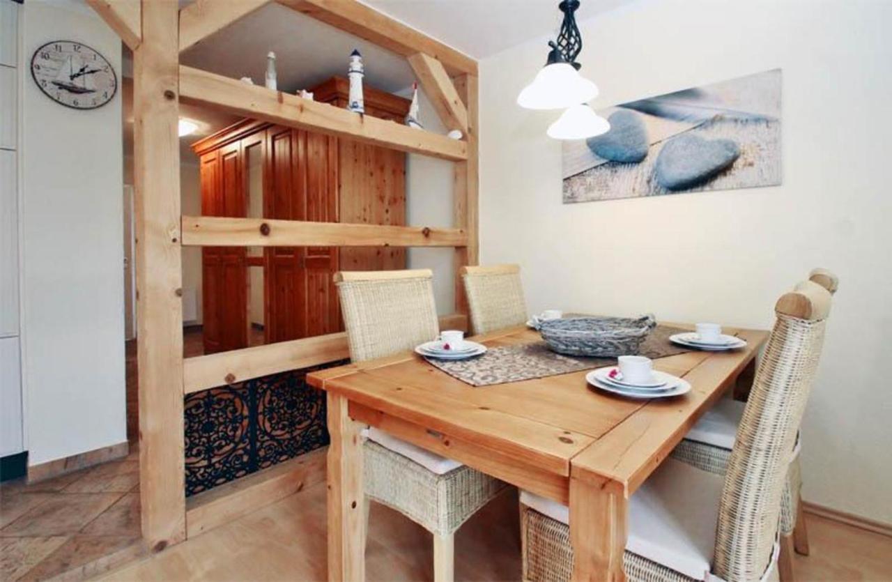 Apartamento Zum Glückswinkel Ostseebad Kühlungsborn Exterior foto